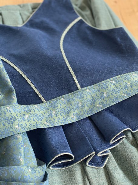 Dirndl als 3-Teiler in Türkis-Blau